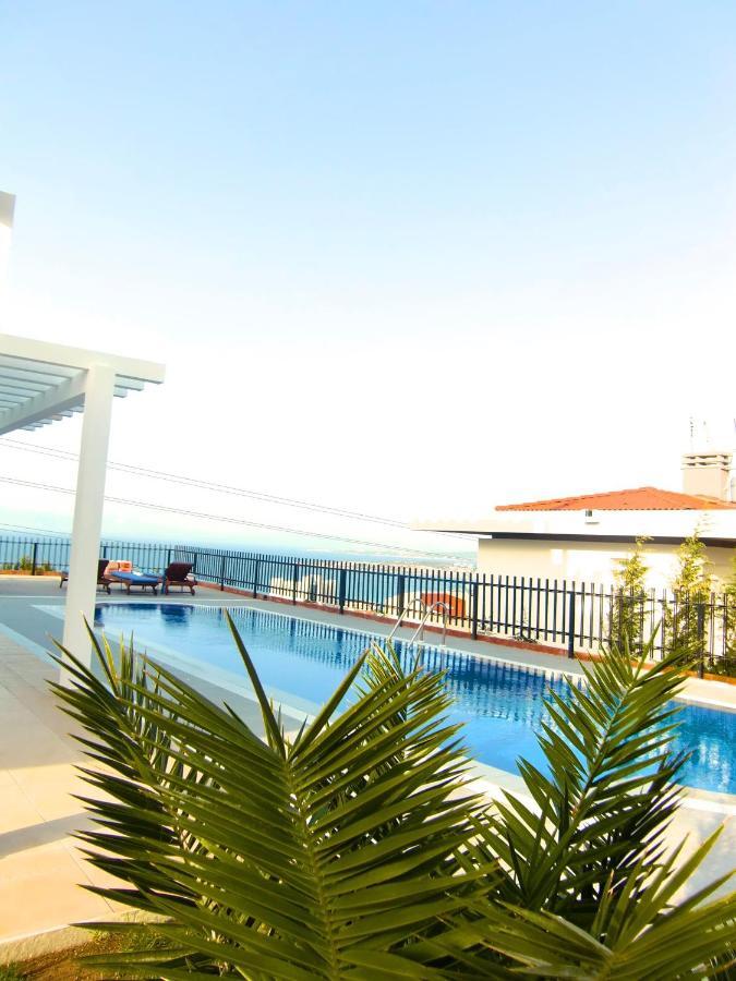 Luxury Villa With Amazing View, Кешме Экстерьер фото